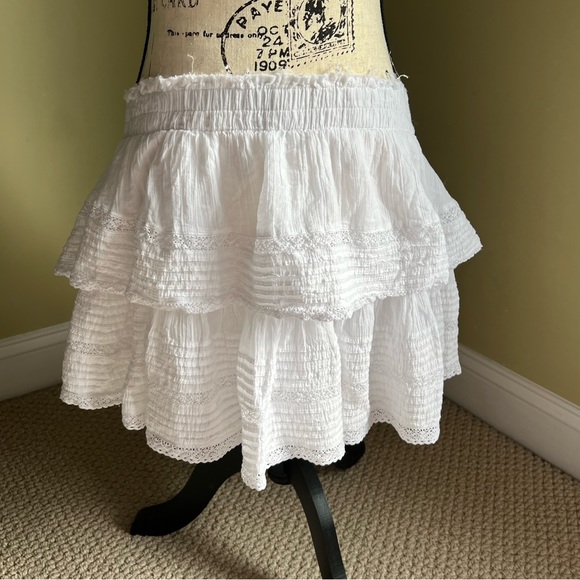 aerie Dresses & Skirts - AERIE rock n ruffle mini skirt